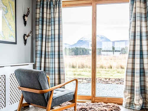 4 Schlafzimmer Unterkunft in Dundonnell