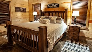 3 bedrooms, travel crib, free WiFi, bed sheets