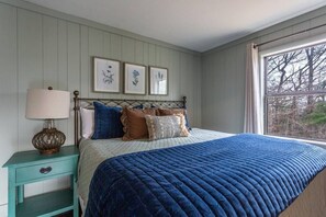 2 chambres, fer et planche à repasser, Wi-Fi, draps fournis