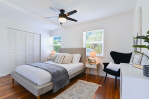 1 bedroom, in-room safe, iron/ironing board, free WiFi - ☀ A Gorgeous City Condo☀ (Hollywood)