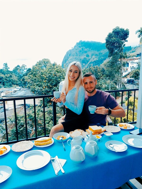 Daily full breakfast for a fee - Poomaz Peace Palace - Ella (Ella)