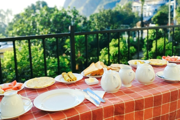 Superior Twin Room | Mountain view