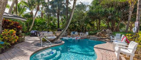 Outdoor pool, a heated pool