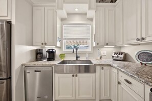 Luokittelematon kuva, 4 kautta 29, painike