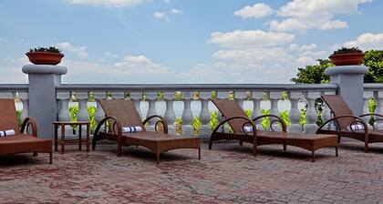 2-Zimmer-Wohnung zu Fuß zu UNIVERSAL