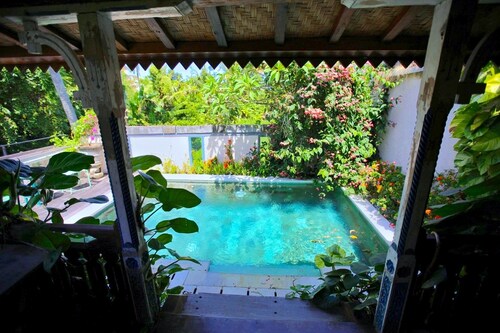 A unique, romantic & spacious villa with private pool surrounded by nature.