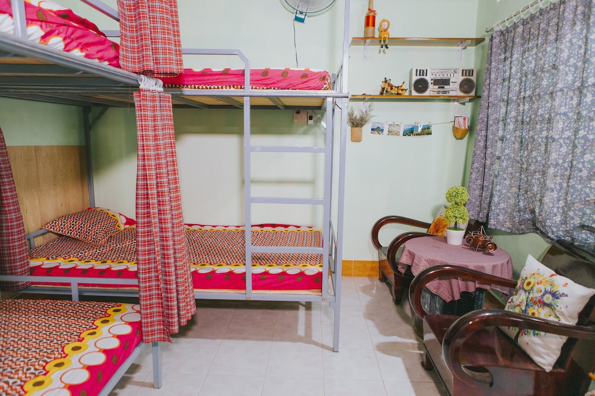 Desk, iron/ironing board, free WiFi, bed sheets