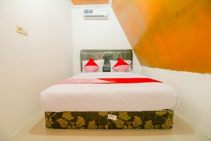 家庭套房 | 隔音、免费 WiFi、床单
