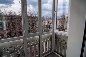 Interior - Heart of the city apartment with main street view (Chișinău)