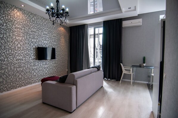 Living area - Heart of the city apartment with main street view (Chișinău)
