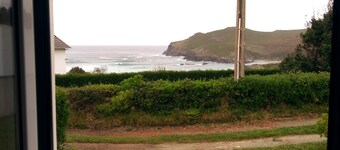 Painted beach house Pantín