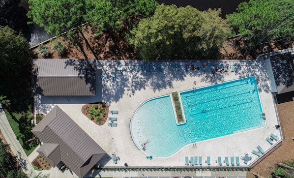 Beheizter Pool