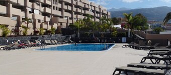 ☀️ Top Rated Apartment. Huge Sunny Terrace. Heated Pool. Parking. Wifi.