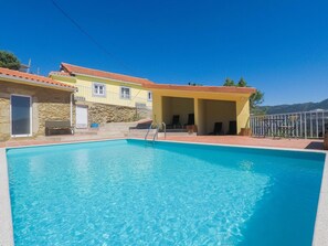 Utomhuspool