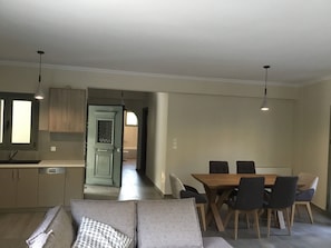 House, 3 Bedrooms, Garden View | Living area | Smart TV - Lagkada Suites (Lefkada)
