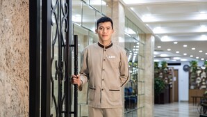 Property entrance - Hanoi Backpackers Hostel & Rooftop bar (Hanoi)