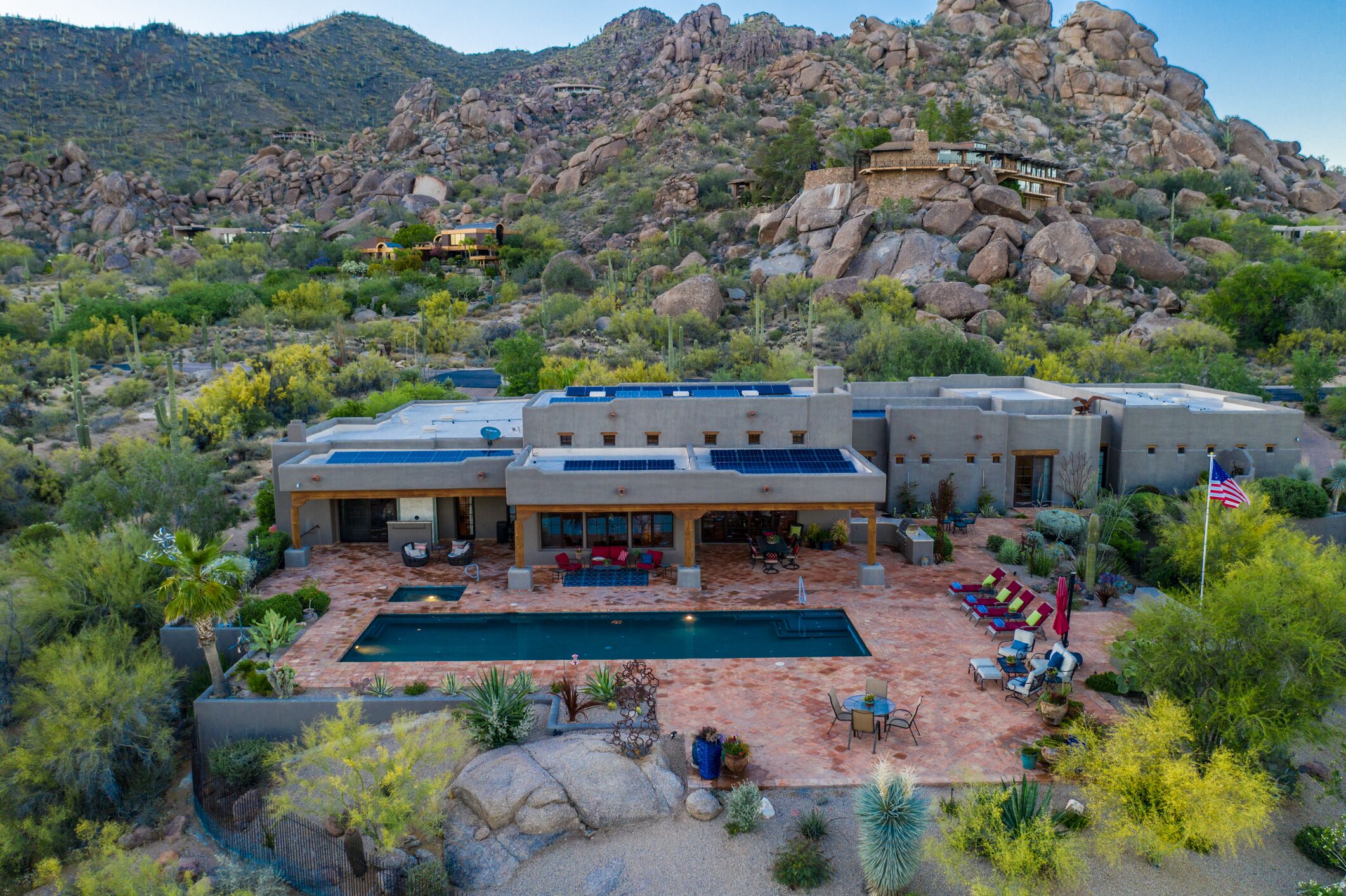 180-degree Sweeping Views at Southwestern Masterpiece near The Boulders