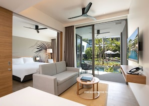 One Bedroom Suite Pool Access