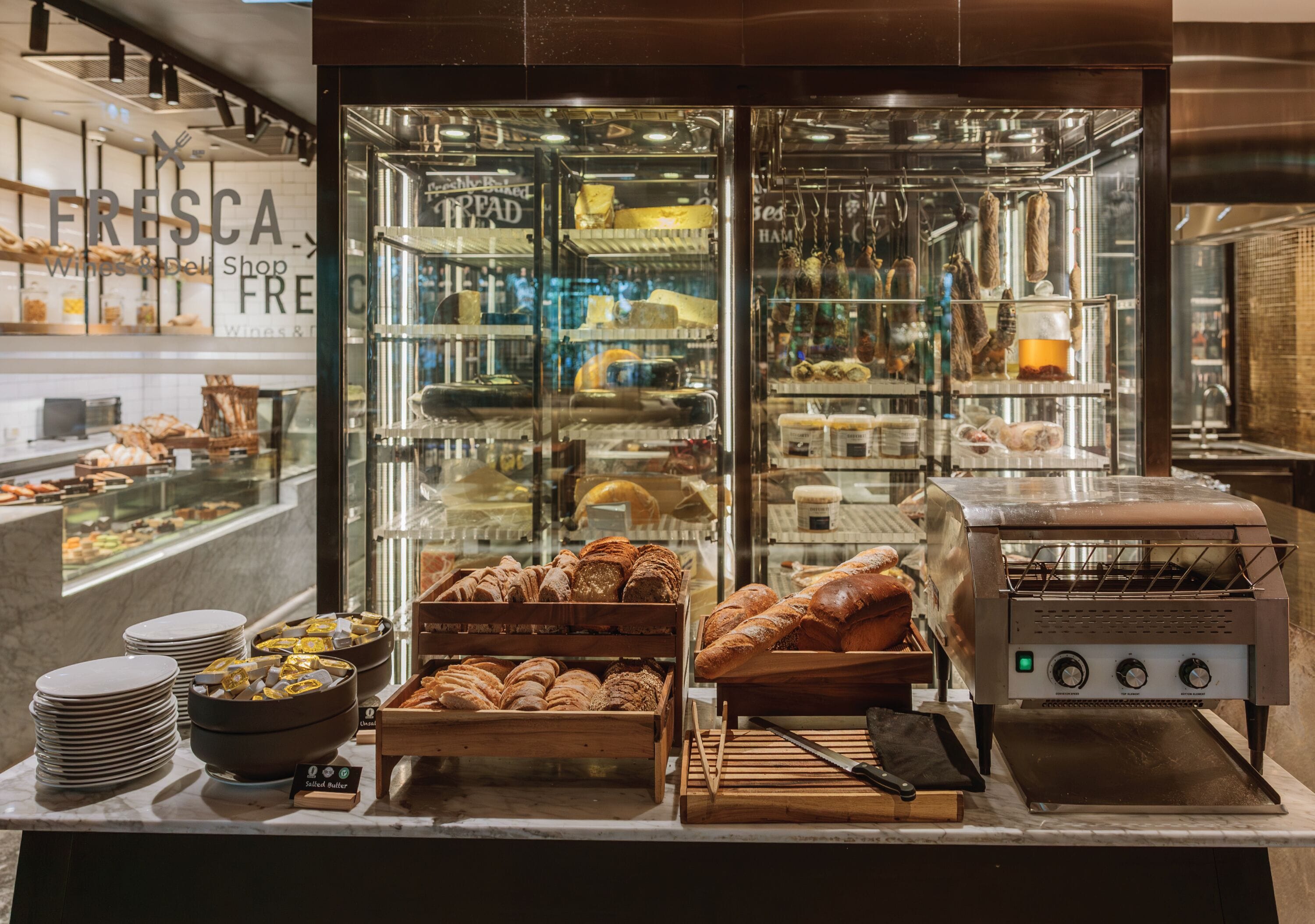 daily buffet breakfast (thb 530 per person)