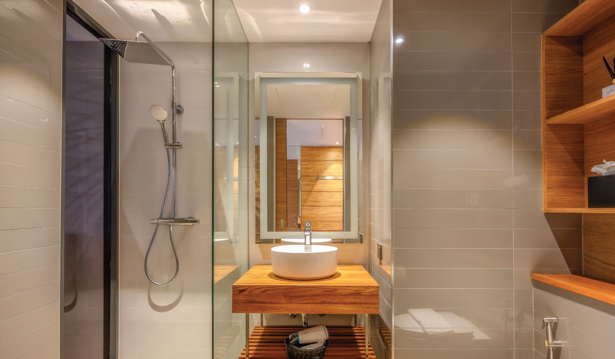 shower, rainfall showerhead, eco-friendly toiletries, hair dryer