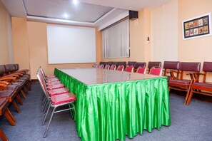 Meeting facility - Collection O 908 Taman Wisata Kopeng (Getasan)