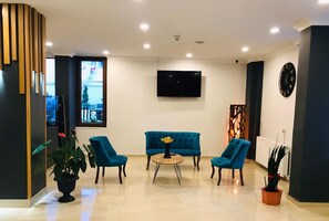 Interior - Grand Krone Hotel (Cinarcik)