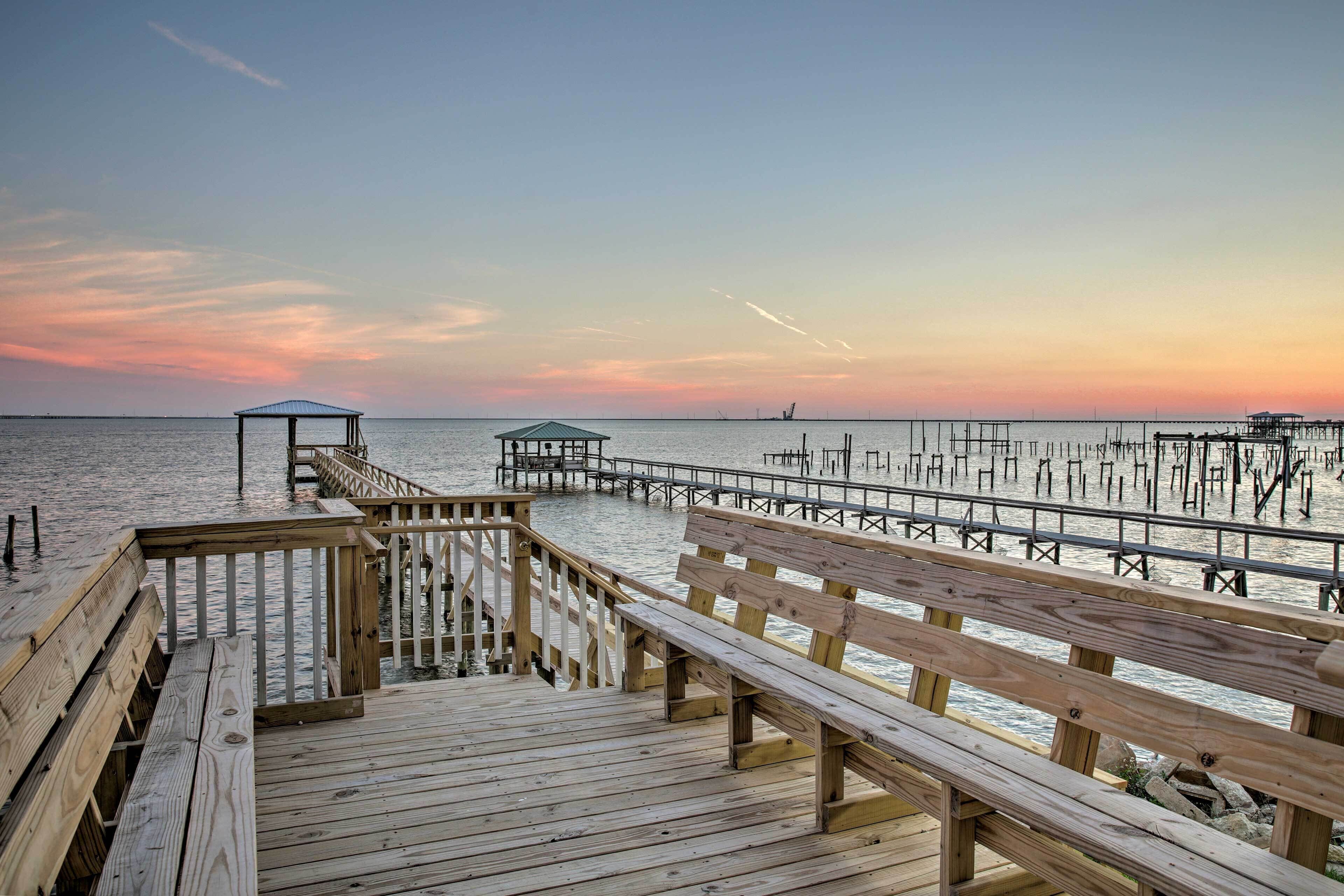 Modern Slidell Home w/ Private Fishing Dock!