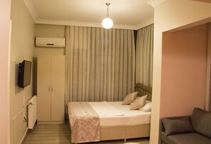 Studio Standard, 1 grand lit