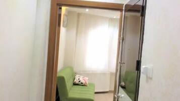 Appartement, 2 chambres | Coin séjour