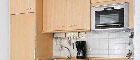 冷蔵庫、電子レンジ、オーブン、食器洗い機