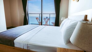 2+1 SUPERIOR SUITE | Egyptinpuuvillaiset lakanat, ylelliset vuodevaatteet, minibaari