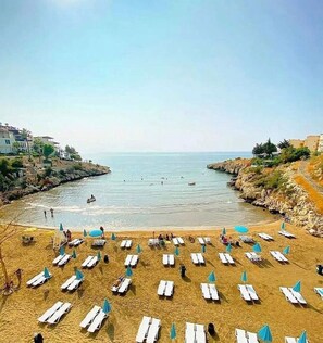 Beach nearby, sun-loungers, beach umbrellas
