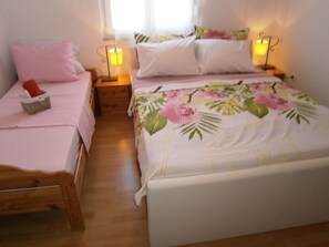 Apartament, 1 dormitori (N1) | 1 dormitori, planxa i posts de planxar i roba de llit 