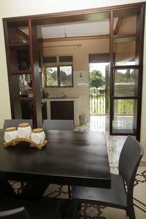Unclassified image, 5 of 17, button - Kiguliz Vacation Apartment (Kampala)