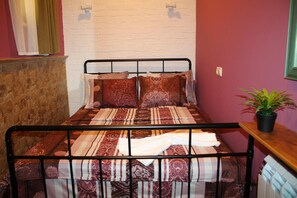 Decoración individual, mobiliario individual, escritorio