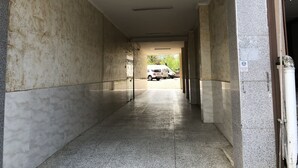 Property entrance - M-Palace Hotel (Batumi)