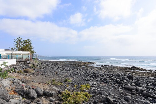Apartment "El Golfo Lanzarote" In Charming Fishing Village Close to Beach and National Park