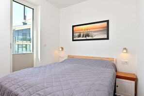 2 Schlafzimmer, Reisekinderbett, WLAN, Rollstuhlgeeignet