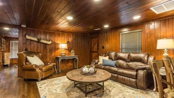 TV, fireplace, offices