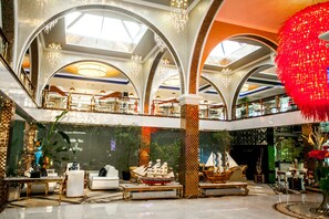 Lobby sitting area - Mariana Trench (Baku)