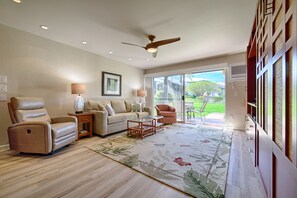 Smart TV, DVD player