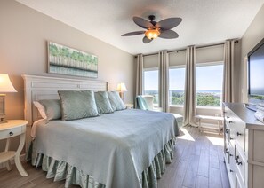 2 slaapkamers, een strijkplank/strijkijzer, gratis wifi, beddengoed