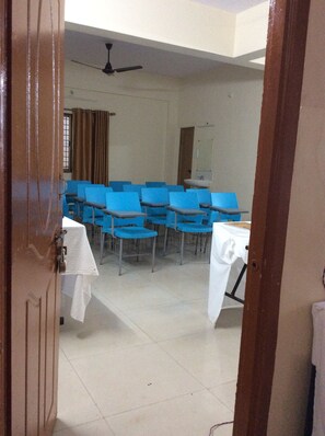 สถานที่จัดงานประชุม