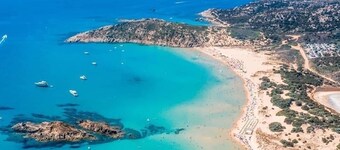 Refined detached villa for nature lovers.