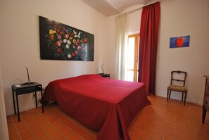 1 camera, accesso a Internet, lenzuola