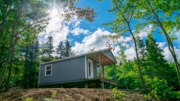 Comfort-Ferienhütte, Bergblick | 1 Schlafzimmer, kostenloses WLAN, Bettwäsche