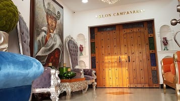 Televisión LED 32 pulgadas con canales de televisión por cable