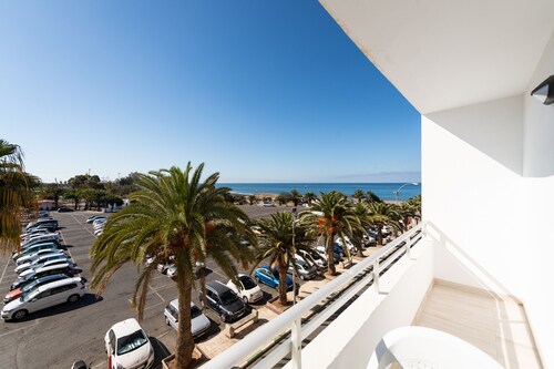 2 min Walk to Beach - Sea Views Terrace - 1