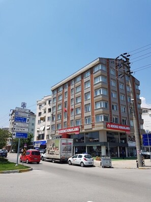 Front of property - Derince Konaklama - Hostel (Derince)