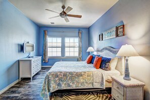 2 bedrooms, iron/ironing board, Internet, bed sheets